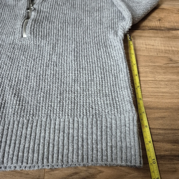 William Rast Womens Sweater Size XS - Picture 6 of 7